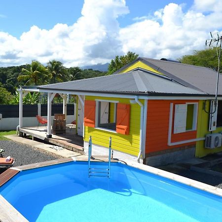 Mini-Villa Entre Montagne Et Mer Goyave Exteriör bild